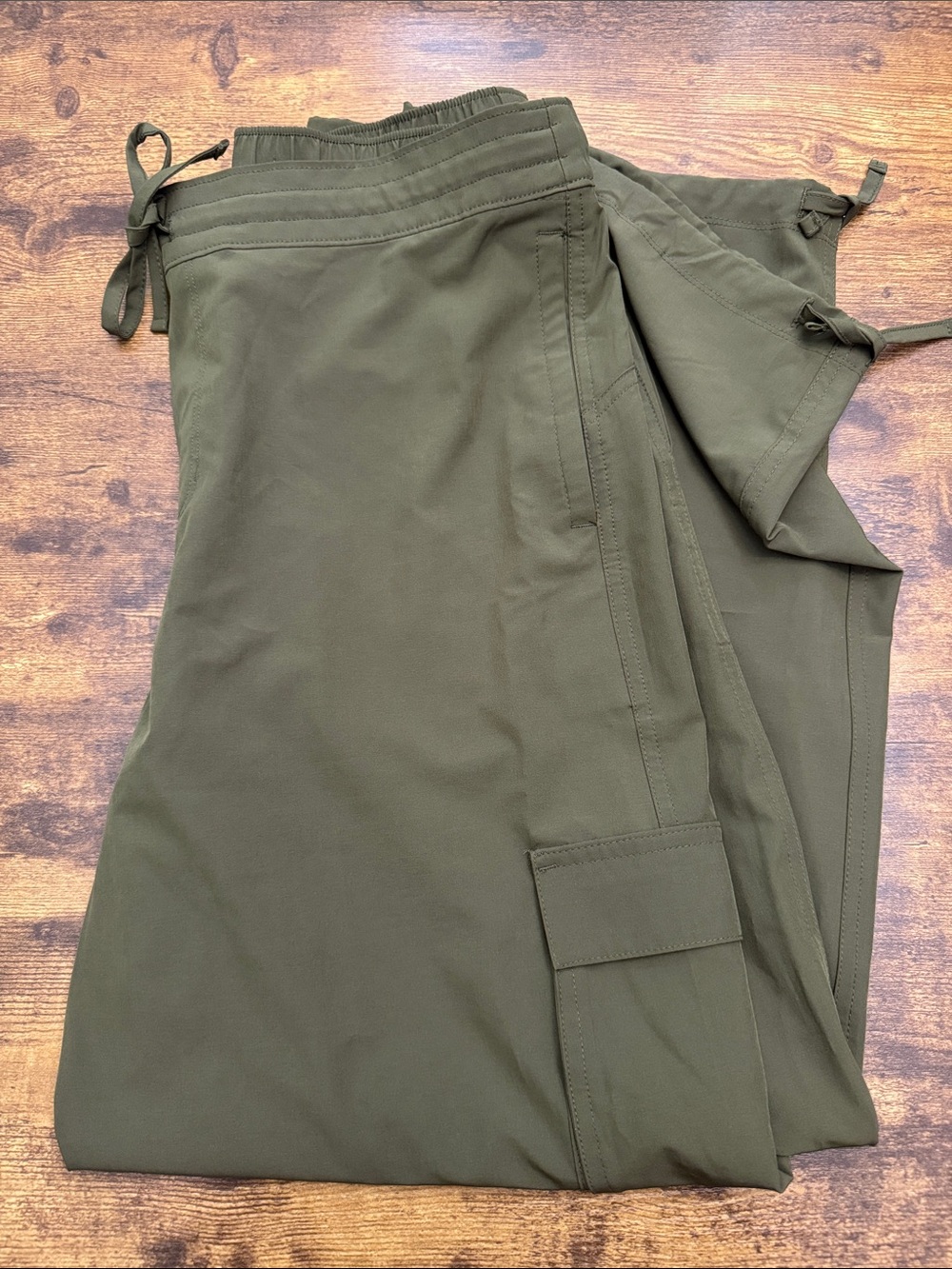 Old Navy Olive Green Cargo Jogger Pants